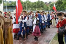 Halk festivali grupları Estonya, Hollanda, Meksika, Türkiye, Ermenistan